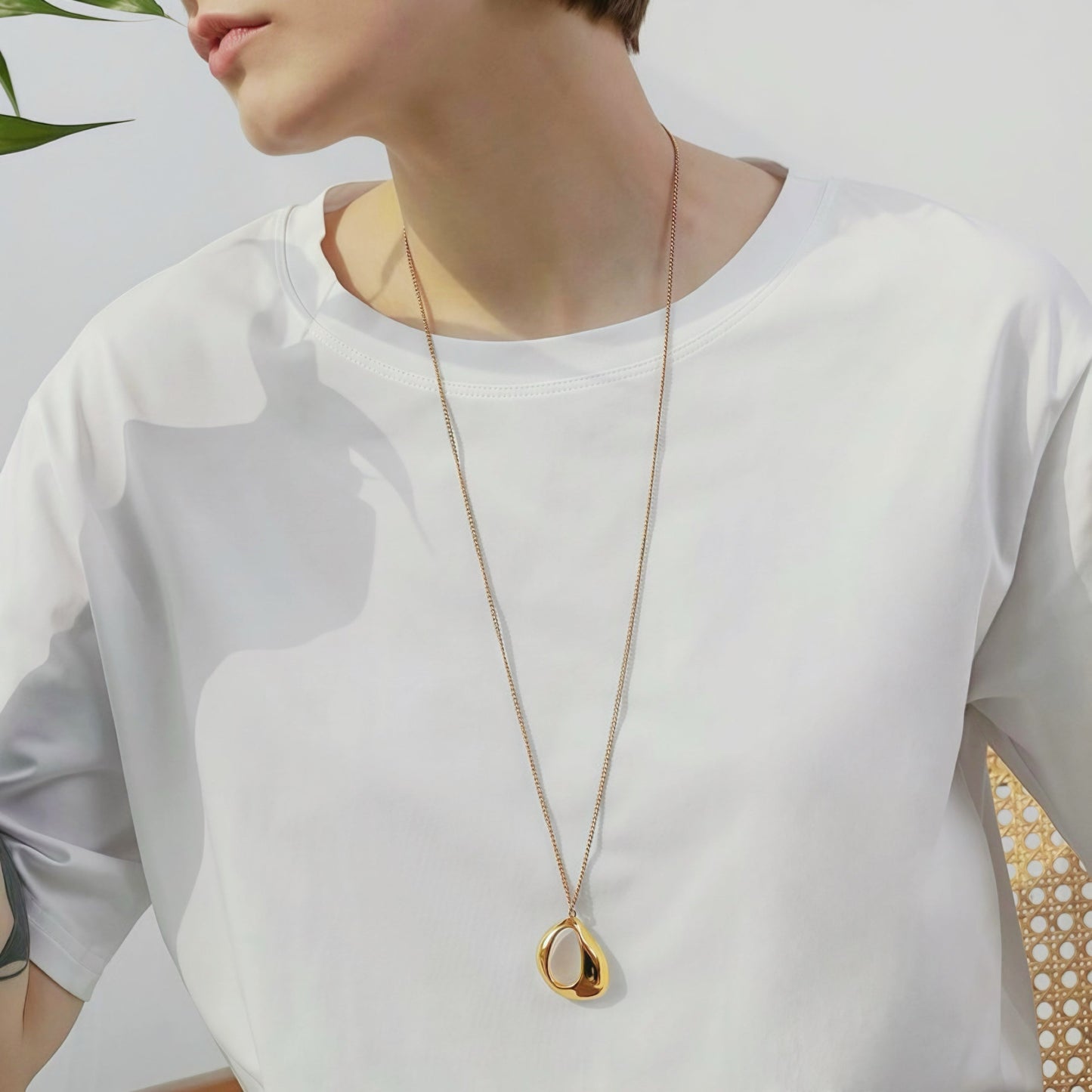 Fluid Shaped Pendant Necklace