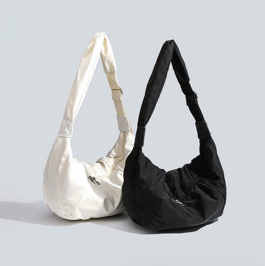 Borsa casual a mezzaluna arricciata