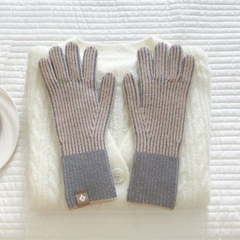 Contrast Striped Gloves