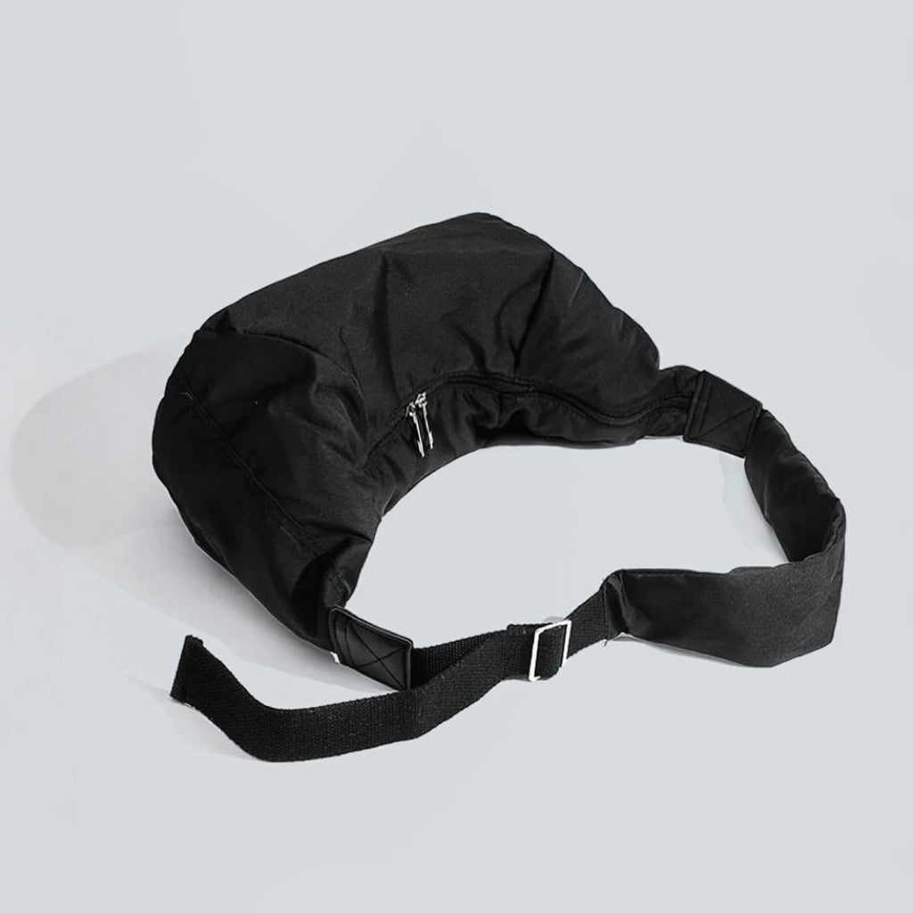 Lässige, gerüschte Halbmondtasche