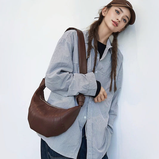 Croissant-Tasche aus weichem Leder