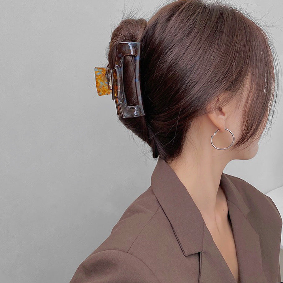 Retro Hair Claw