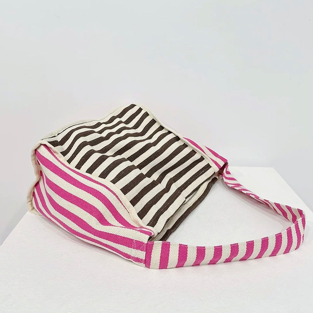 Tragetasche aus Canvas mit spritzigen Streifen