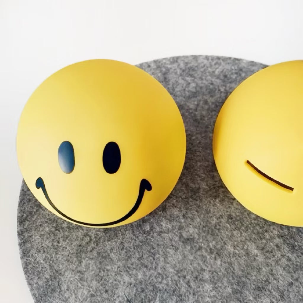 Smiley-Sparschwein-Ornament