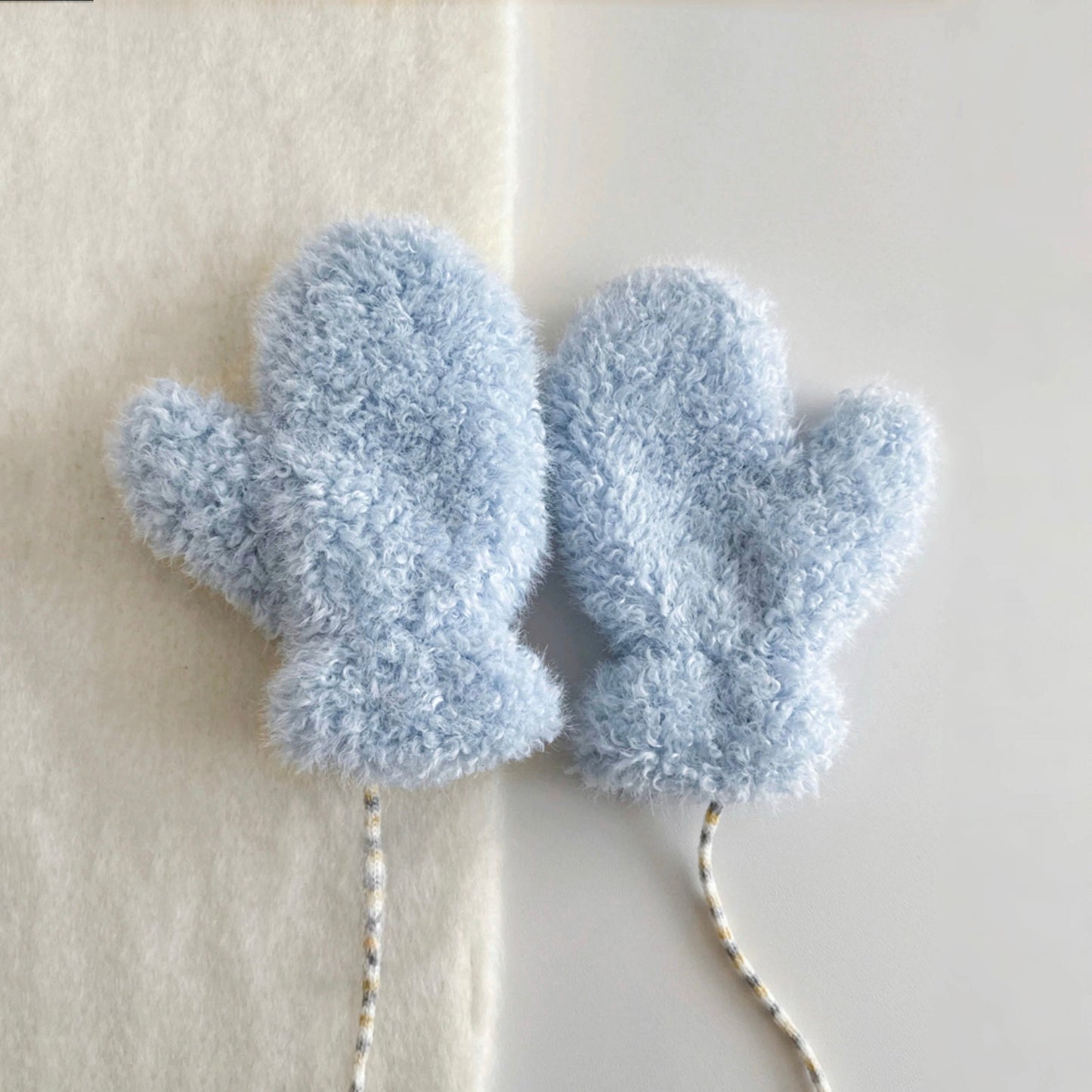 Cloud Touch Fluffy Gloves