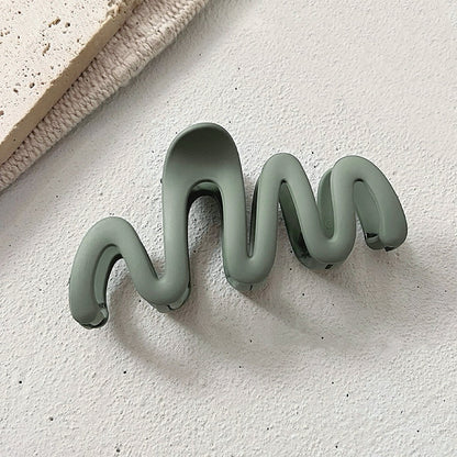 Elegant Wave Hair Claw