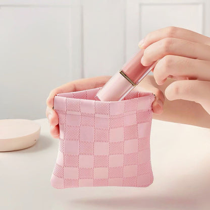 Checkered Self-closing Storage Bag