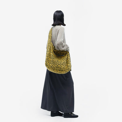 Übergroße Hobo-Tasche mit Leopardenmuster 