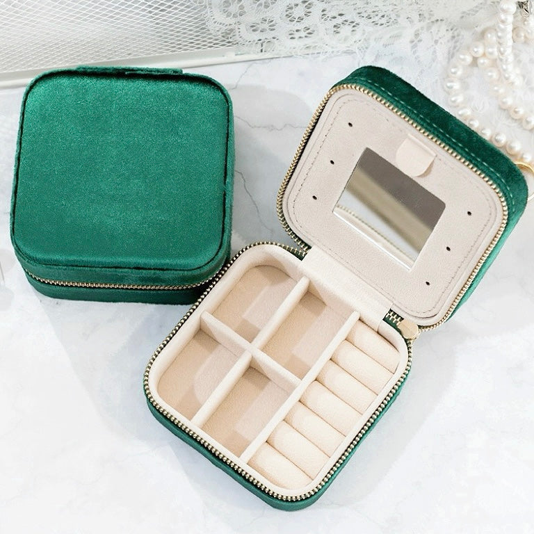 Portable Velvet Jewelry Case