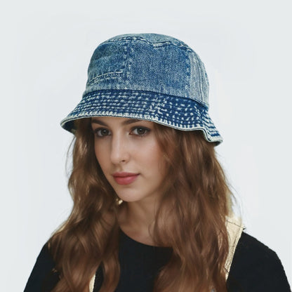 Cappello da pescatore patchwork in denim