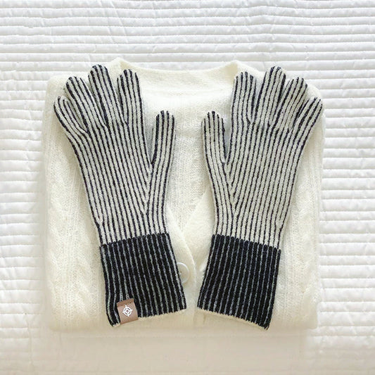 Contrast Striped Gloves