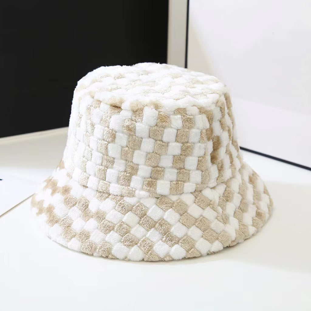 Sherpa Checkered Bucket Hat