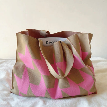 Arrow Print Large Tote Bag