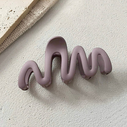 Elegant Wave Hair Claw