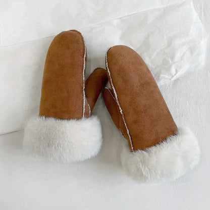 Flat lay chestnut suede gloves, smooth finish with stitched fingers; everyday winter gloves for outdoors.