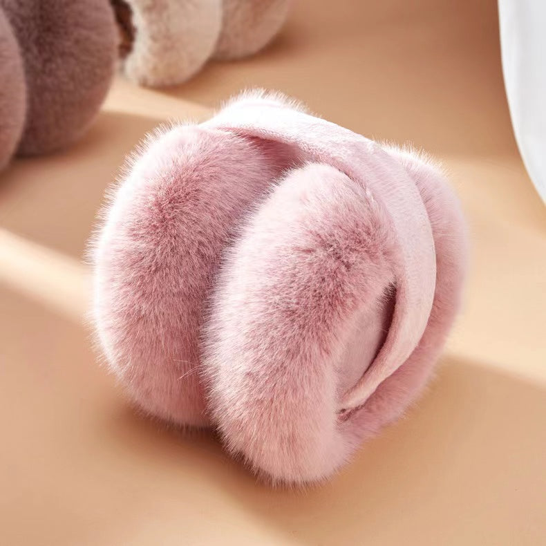 Farbige flauschige Ohrenschützer