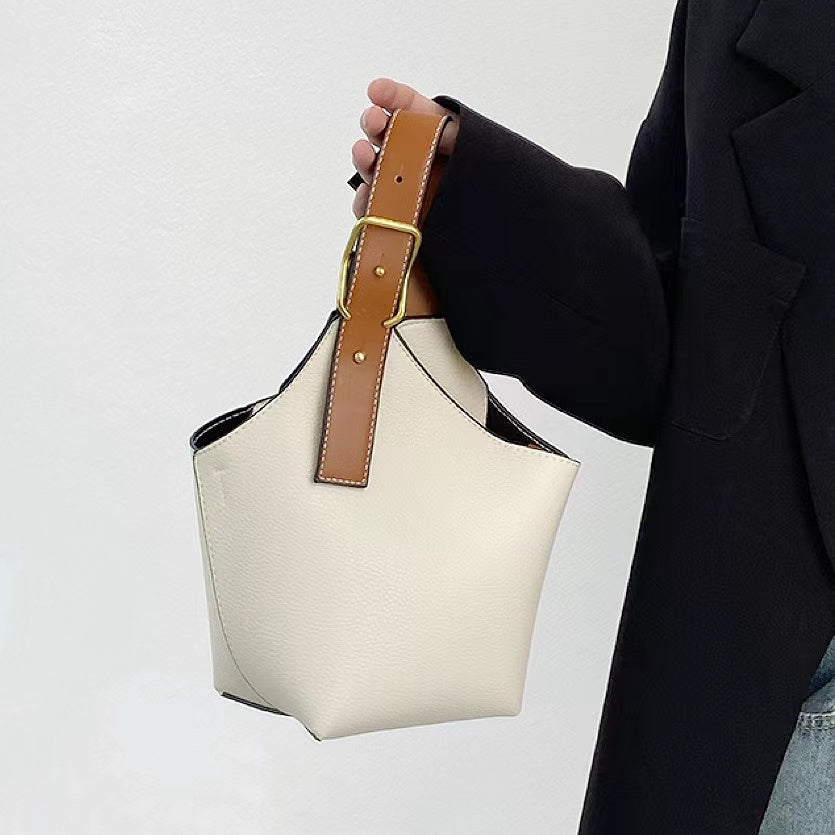 Balloon Bucket Bag